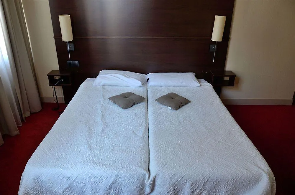 Hotel Des Ambassadeurs Toulouse 2*,  Fransa