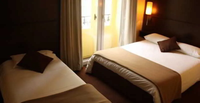Hotel Des Ambassadeurs Toulouse 2*,