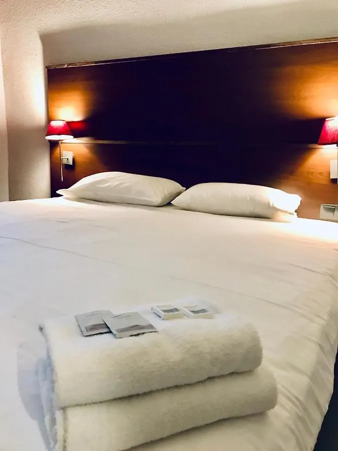 **  Hotel Des Ambassadeurs Toulouse Fransa